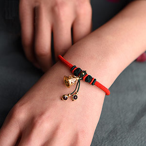 Zodiac Year Bell Red String Bracelet