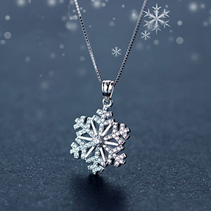 Diamond Snowflake Clavicle Necklace