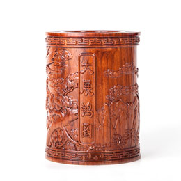 Red sandalwood lotus pen holder