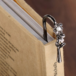 Modern Sakura Bookmark