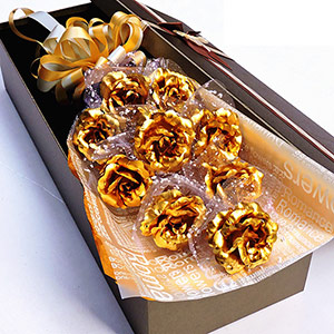 24k gold foil rose bouquet