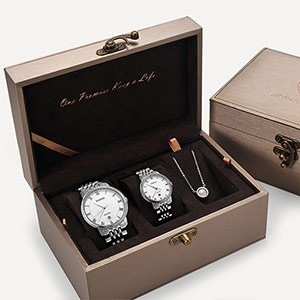Renault mechanical couple watch