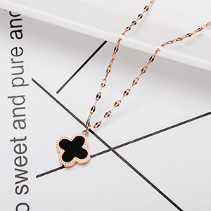 Full diamond black four-leaf clover necklace