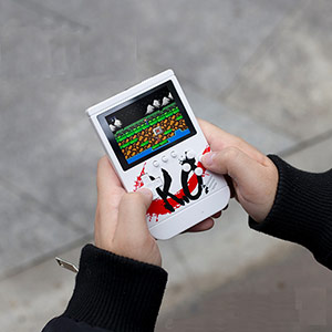 Handheld game console power bank