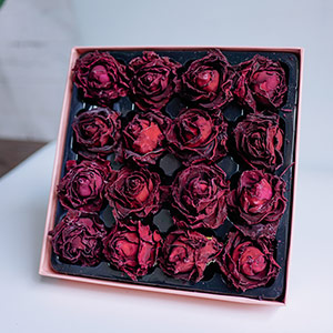 French Dark Red Rose Tea Gift Box