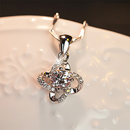 Luxury four-leaf clover necklace with diamonds
