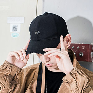 Hip-hop trendy baseball cap