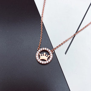 Rose Gold Crown Necklace
