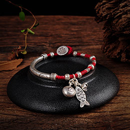 Zodiac Year Bell Red String Bracelet