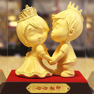 Happiness for a Hundred Years Velvet Gold Wedding Ornaments