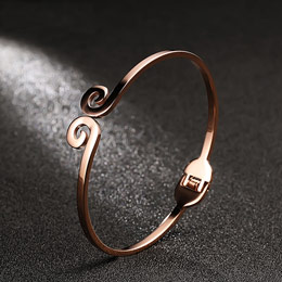 18K Rose Gold Tightening Bracelet