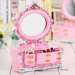 Girls dressing table toy