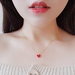 Small red heart rose gold necklace