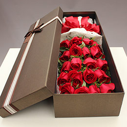 19 roses gift box packaging