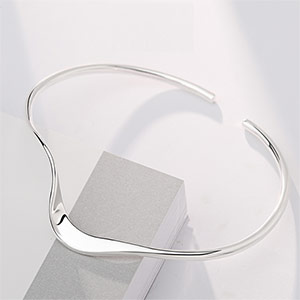 Bracciale Mobius in argento