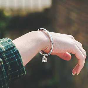 Ethnic style open crown bracelet