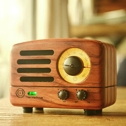 Elvis solid wood radio speaker