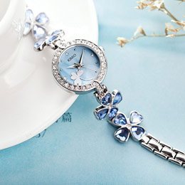 Lucky four leaf clover girls bracelet watch