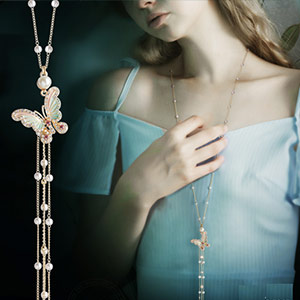 Butterfly Tassel Sweater Chain