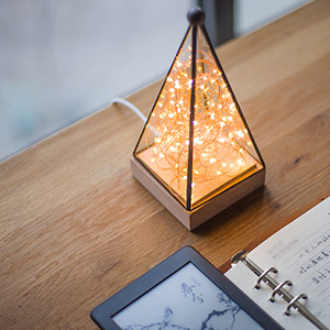 Fireworks Glass Room Table Lamp