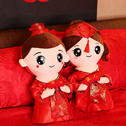 Wedding gifts and wedding decorations