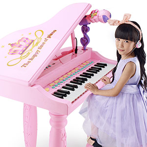Children can play multifunctional electronic piano