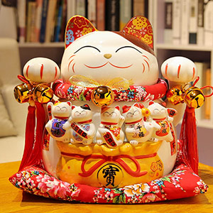Japanese lucky cat fortune ornaments