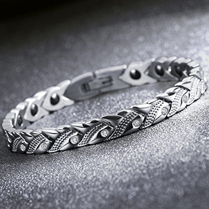 Men's magnet titanium steel bracelet