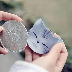 Cute cat portable makeup mirror