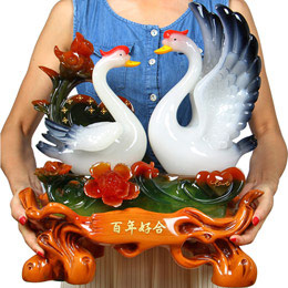 Happy Marriage Couple Swan Ornaments