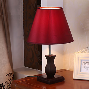 Chinese red elegant decorative table lamp