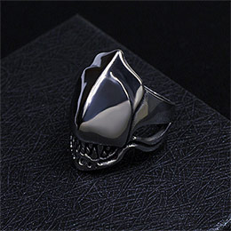 Yi Jian Mei Pearl Brooch
