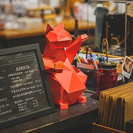 Nordic geometric lucky cat