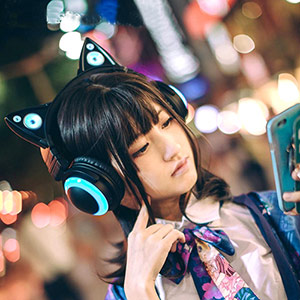 Brookstone Women's Cat Ear Headphones