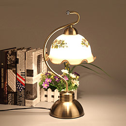 European style classical palace electroplating table lamp