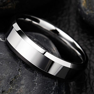 Fashionable men's tungsten gold domineering ring