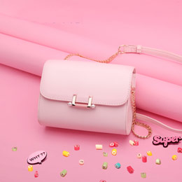 Pink girl crossbody bag