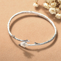 Snow cherry blossom pearl sterling silver bracelet