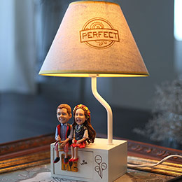 Soft clay life-like figure lamp