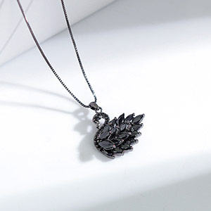 Swan zircon sterling silver necklace