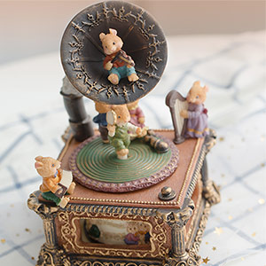 Vintage phonograph music box