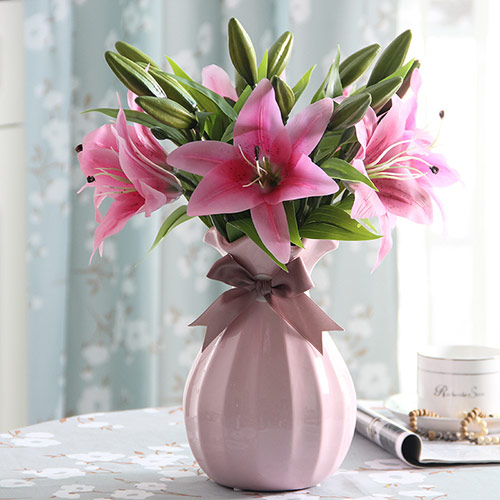 Modern ceramic lily vase ornaments
