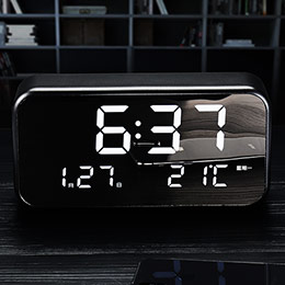 LED mirror multi-function alarm clock