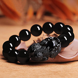 Obsidian Men's Pixiu Bracelet