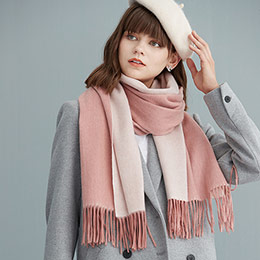 Thick double-sided wool scarf