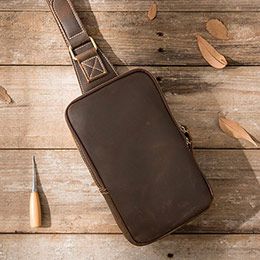 Men's genuine leather casual chest bag