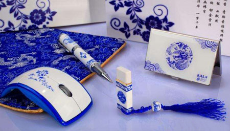 A complete list of business gifts with customizable logos