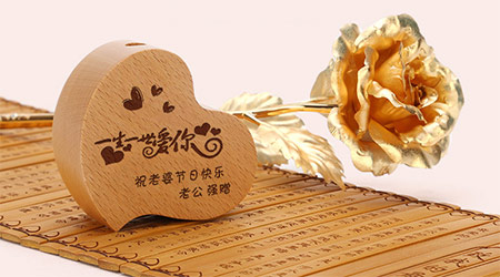 10 memorable wedding anniversary gifts
