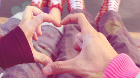 Send these romantic gifts to express 