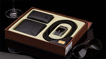 Gifts for 40-year-old male leaders
